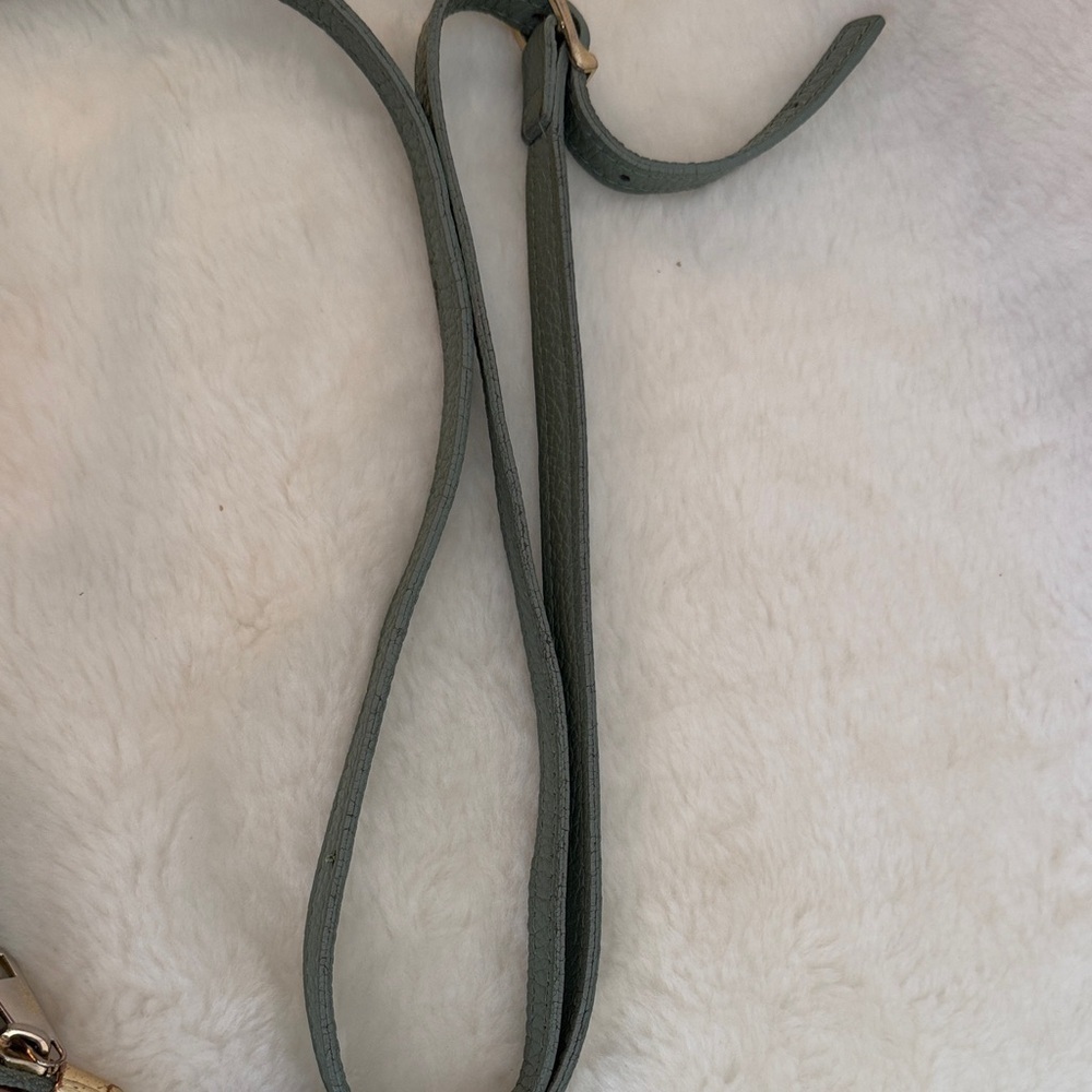Diana Freneze Green Leather Crossbody Bag – Multi Zip - Picture 13 of 16